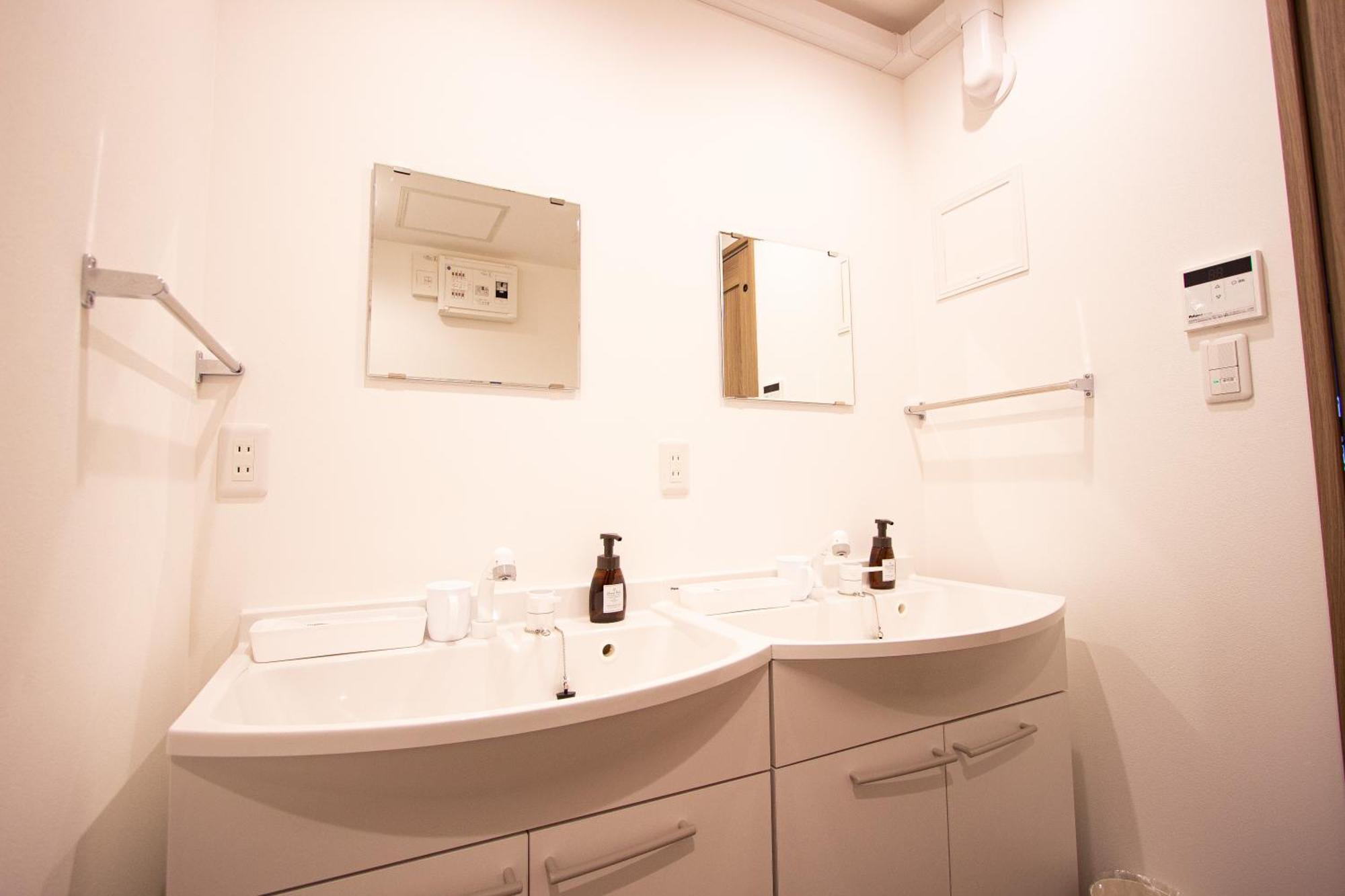 פוקואוקה Hiro Building Apartment Stay מראה חיצוני תמונה